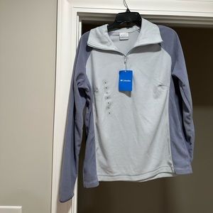 Women's Columbia pull over